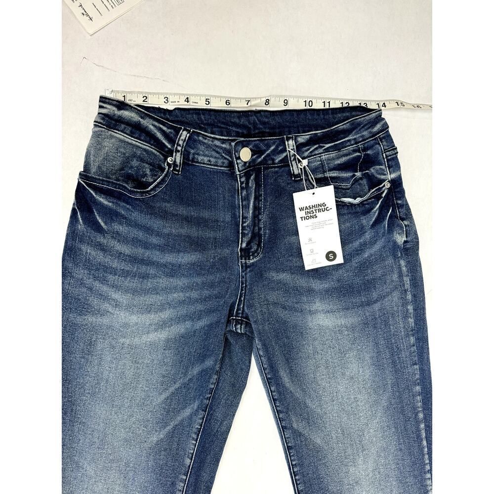 NWT Mid-Rise Straight Leg Jeans Women - Size 28 * 33 - Picture 3 of 8